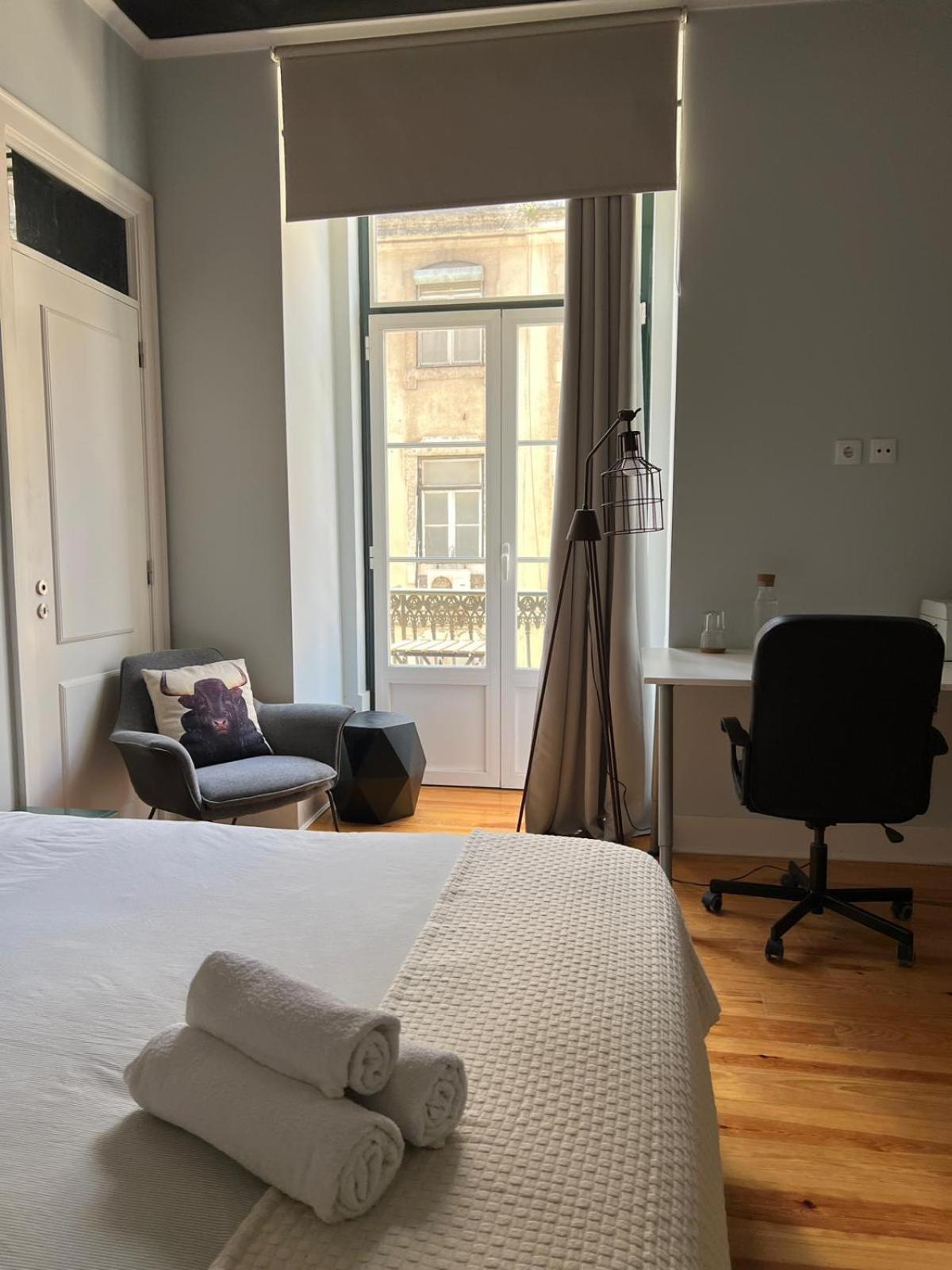 Suite No Chiado Baixa De Lisboa - Em Apartamento Partilhado Exterior foto